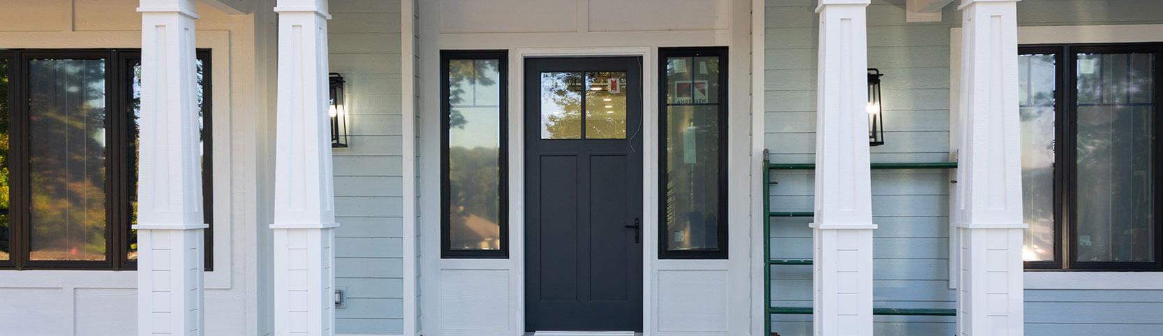 Seamless wall painting